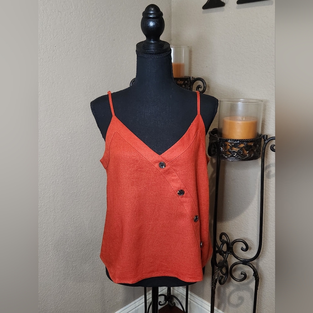 Band of Gypsies Orange/Rust Asymmetrical Button Linen Blend Camisole.Size small